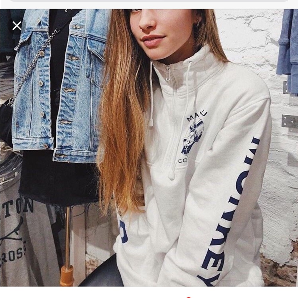 Brandy Melville quarter zip up